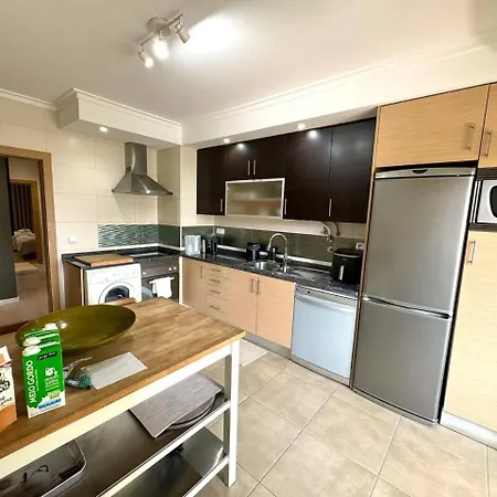 Spacious 3 Bedroom For 6 Near * Portimão