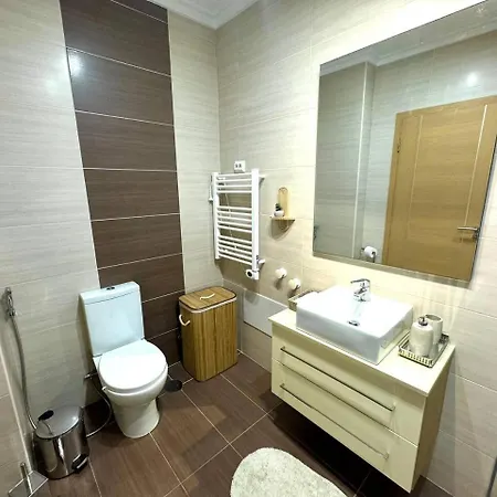 Spacious 3 Bedroom For 6 Near Διαμέρισμα *